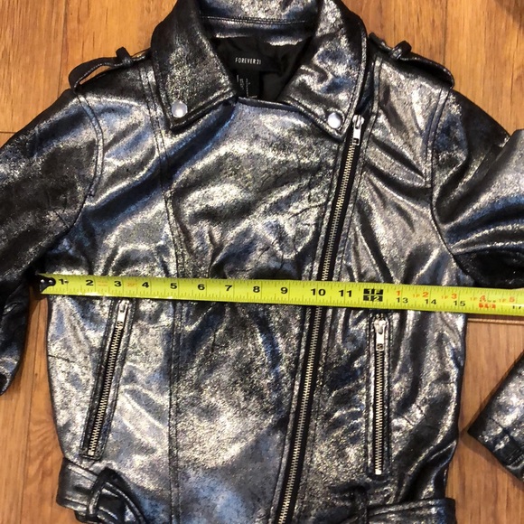 Forever 21 Silver moto jacket size small - Picture 4 of 7